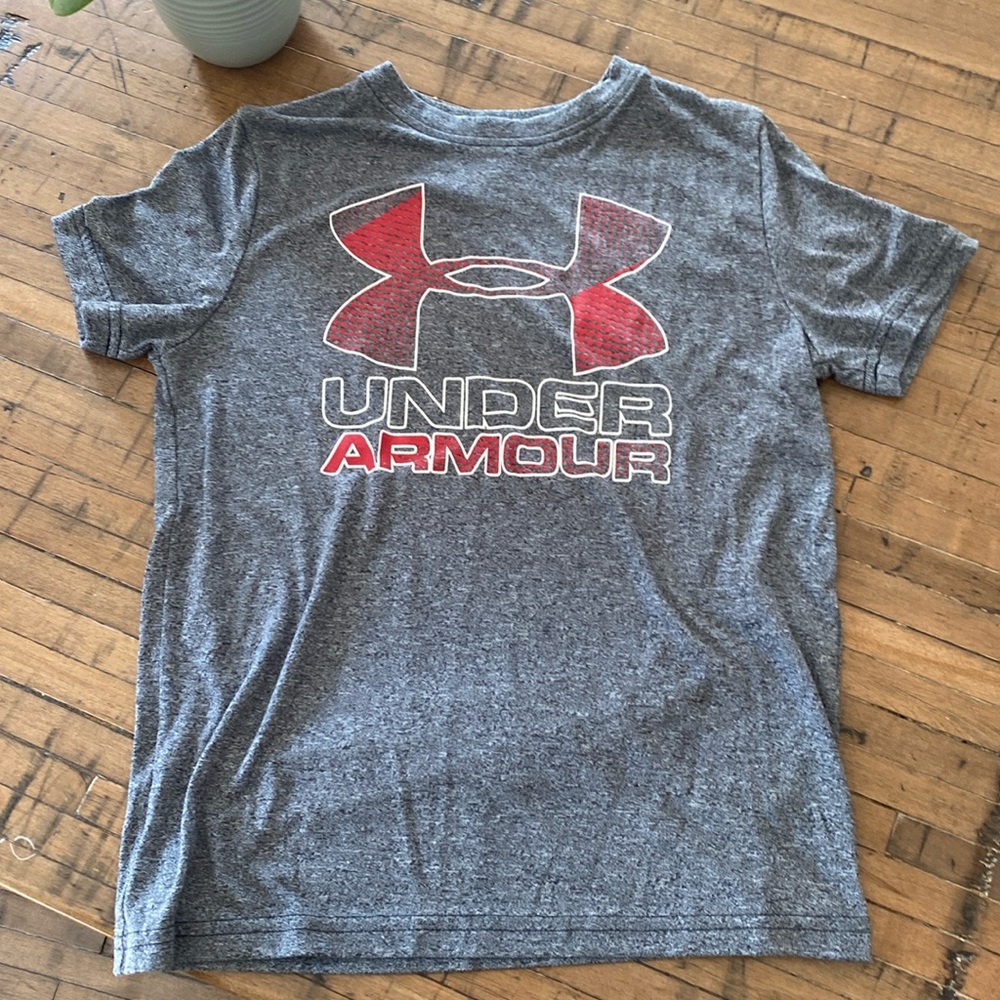 Boys under Armour heat gear YSM